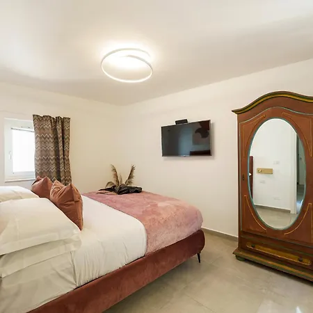 Konukevi Ortigia Boutique 3*